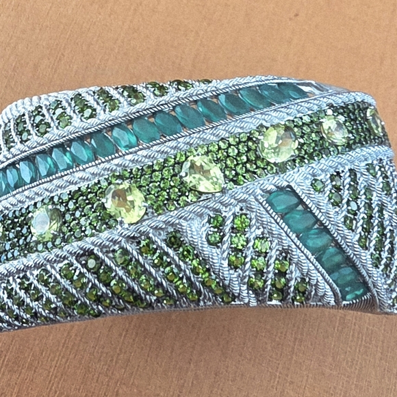 Judith Ripka Authentic Emerald & Silver and Silver Cuff Bracelet - Picture 4 of 9